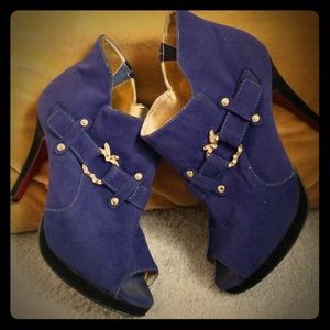 Vintage Apple Bottom Signature Julisha Booties